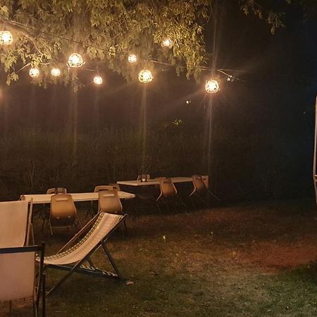 Cabane 2/3 Pers Au Camping Les Patis Nazelles-Negron Bagian luar foto