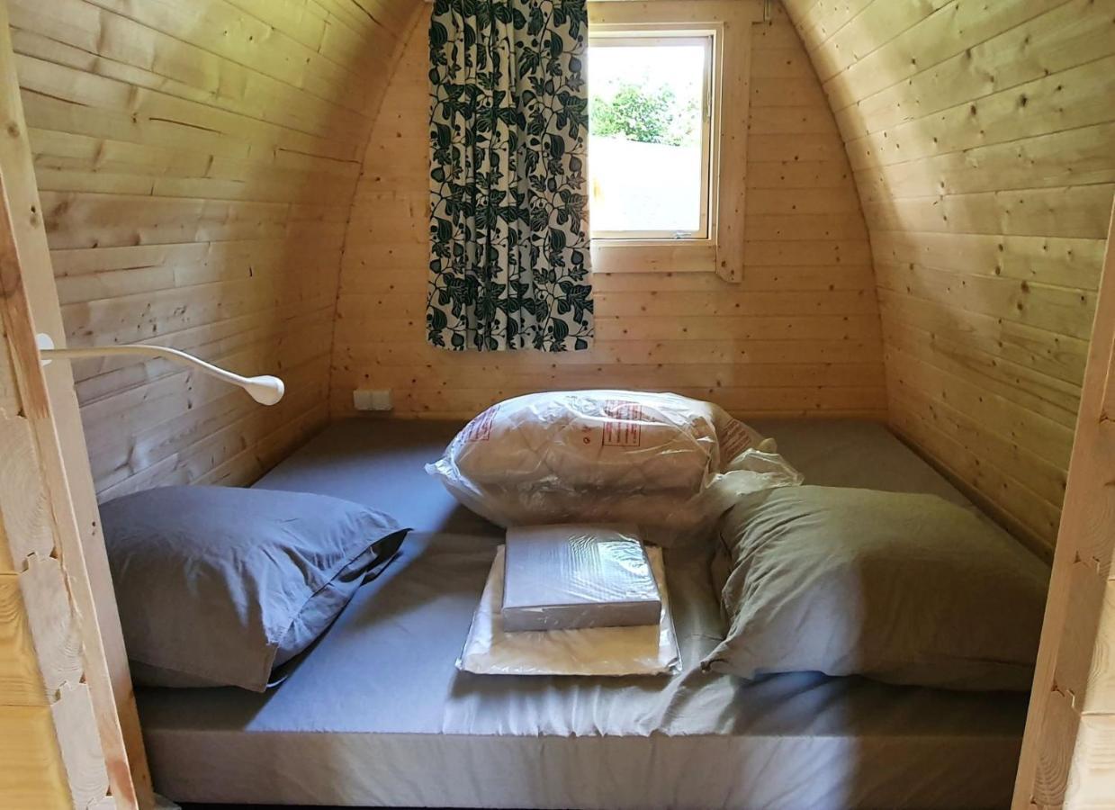 Cabane 2/3 Pers Au Camping Les Patis Nazelles-Negron Bagian luar foto